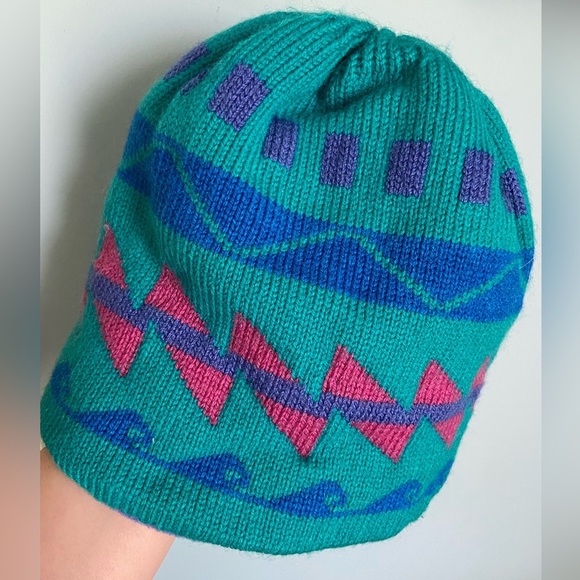 Vtg Patagonia Adult Beanie Green Multi Knit Fleece Geometric Wool Blend 80s 90s - Picture 1 of 9